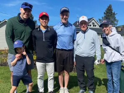 Team 3 on the golf course